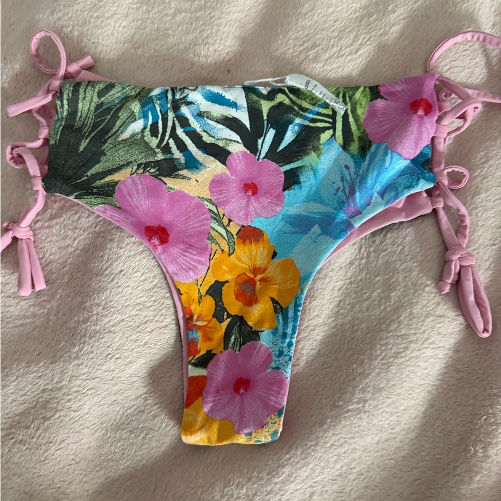 San Lorenzo Floral Bikini Bottom - Hawaiian Hibiscus